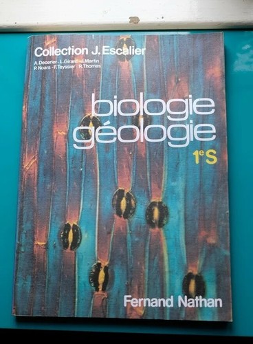 Livre scolaire illustré - scolaire,